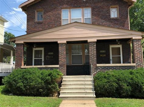 Apartments For Rent in Maplewood MO | Zillow