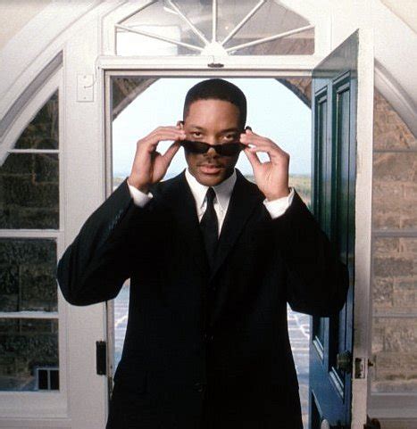 Hot Wallpaper: Will smith men in black.