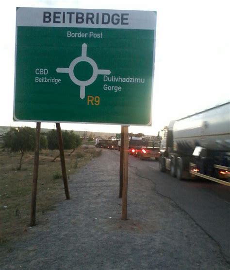 Crossing Beitbridge: Crossing The Border In Five Minutes