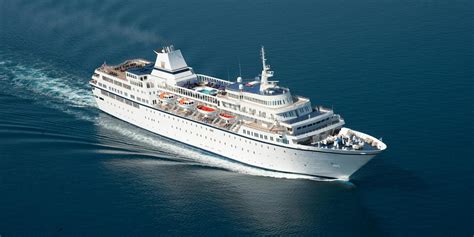 Best Cruises for Greek Island Hopping