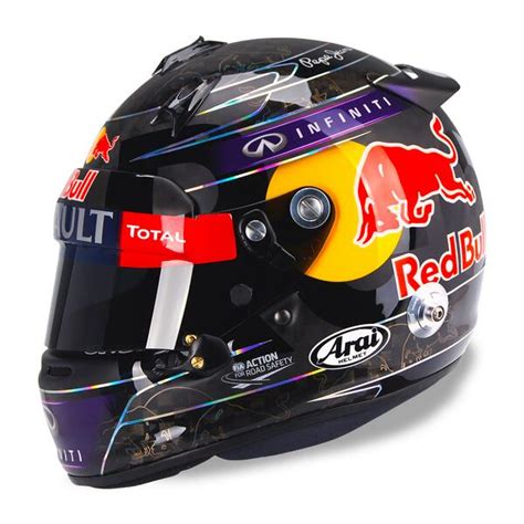 Red Bull Helmet Designs - Carlos Sainz Shows His Awesome New Renault ...