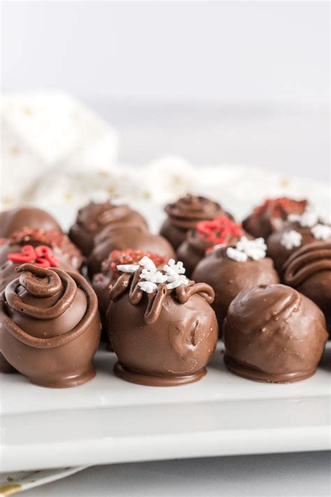 Chocolate Cream Cheese Truffles - Tastes of Homemade