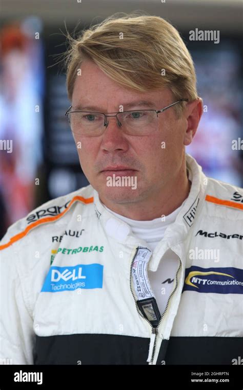 Mika hakkinen 1998 japanese grand prix hi-res stock photography and ...