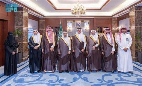 Saudi Deputy Emir of Al-Ahsa Province meets with King Faisal University President