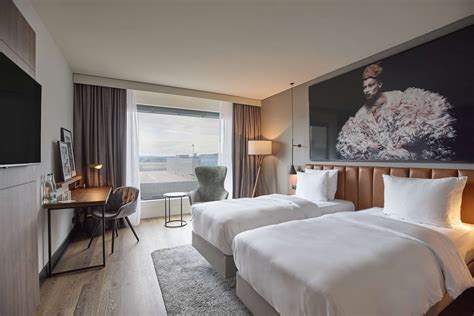 Radisson Blu Hotel Zurich Airport in Zürich: Find Hotel Reviews, Rooms ...