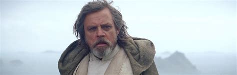 Luke's Big 'Force Awakens' Moment Had to Be Changed for 'Last Jedi'