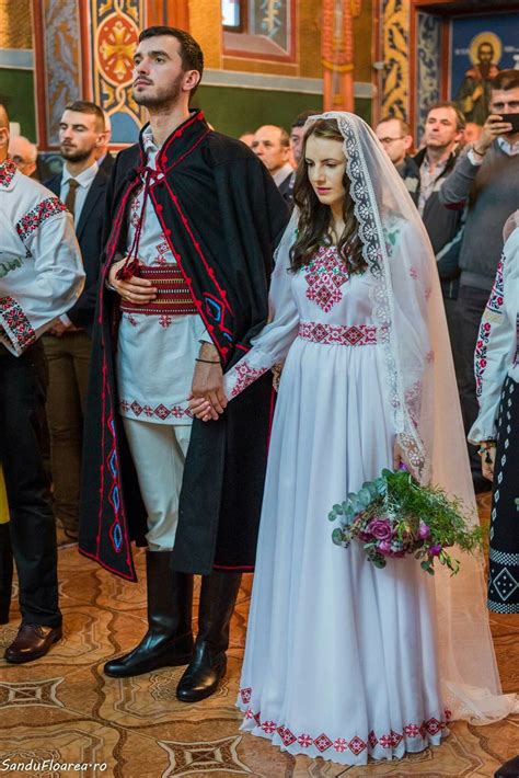 Pin by татьяна ТатусЯ on вышивка | Romanian wedding, Traditional outfits, Romanian clothing