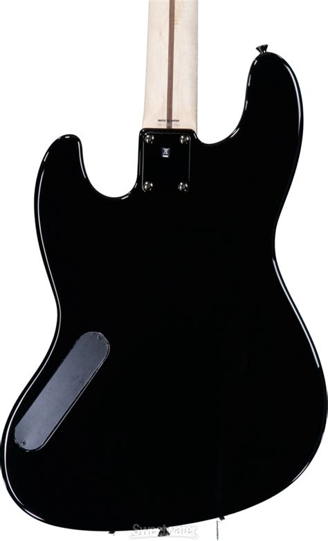 The Fender Aerodyne Jazz Bass Review - Sleek, Slender, Seductive, Sonorous! - The Guitar Review ...