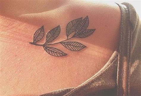 Clavicle Tattoo: 30+ Most Beautiful Shoulder Tattoo Ideas