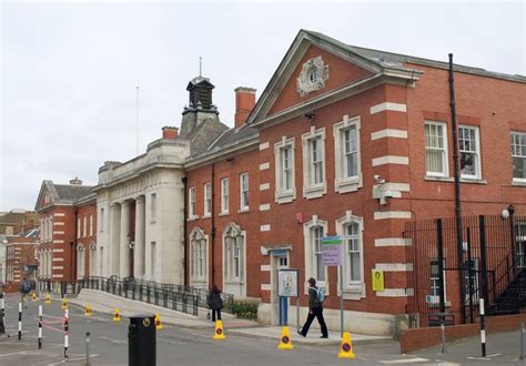 The Maudsley Hospital, Denmark Hill © Derek Harper cc-by-sa/2.0 :: Geograph Britain and Ireland