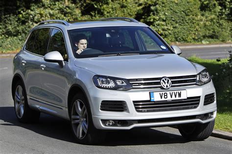 VW Touareg 4.2 V8 TDI Altitude | Autocar