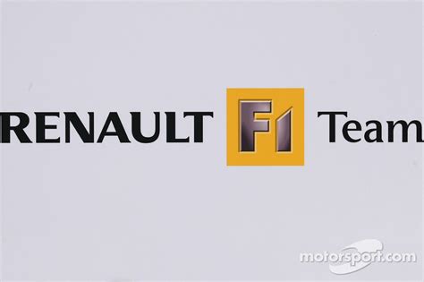 Renault F1 Team logo at Bahrain GP