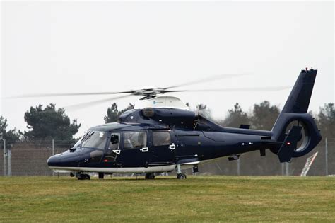 'Blue Thunder' Dauphin helicopters used by SAS - Scunthorpe Telegraph | Blue thunder, Dauphin ...