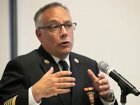 Old Montreal fire: Fire chief clarifies moratorium on city inspections ...