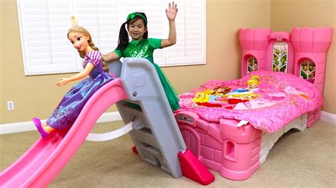 Watch Toys and Colors - S1:E47 Jannie's Perfect Princess Bedroom! (2019 ...