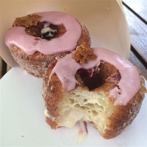 The Cronut / Dominique Ansel Bakery, New York, USA ⋆ The Passenger