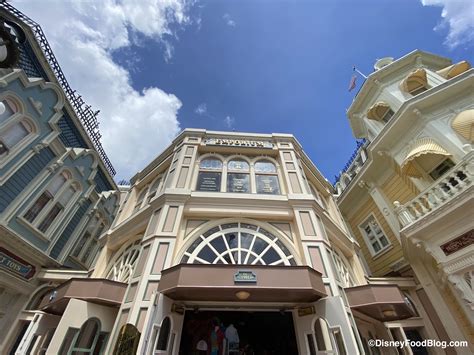 PHOTOS: The Emporium Reached Capacity in Disney World Today! | the ...