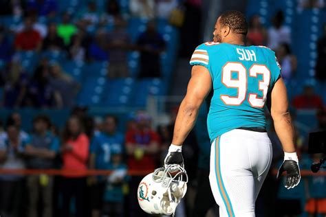 Making a pitch for an unlikely Ndamukong Suh return to Detroit - Pride ...