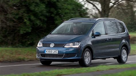 Volkswagen Sharan Interior Layout & Technology | Top Gear