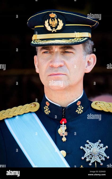 Felipe vi of spain uniform hi-res stock photography and images - Alamy