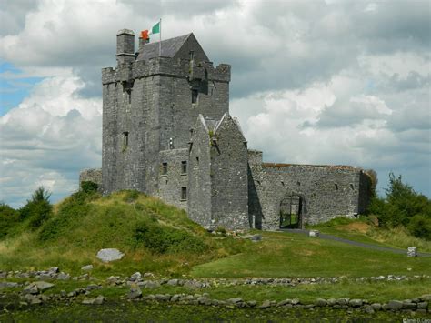 These 11 Irish castles showcase the dramatic beauty of historic Ireland ...