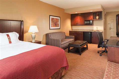 Council Bluffs Holiday Inn and Suites at Ameristar Casino | Council Bluffs, Iowa #HolidayInn # ...