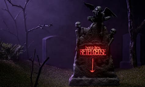 Beetlejuice Tombstone Sixth Scale Figure Related Product by Sideshow Collectibles · Fairway Hobbies