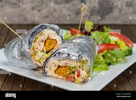 Chicken koobideh sandwich hi-res stock photography and images - Alamy