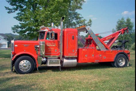 1984 Peterbilt 359 Tow Truck - a photo on Flickriver