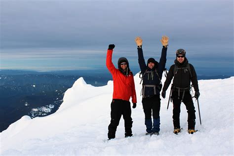 A Beginners Guide to Climbing Mt. Hood – South Side | WanderlustHiker