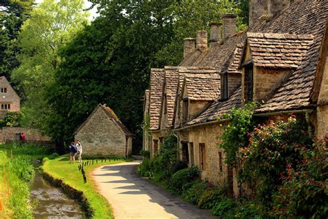 15 historic villages that take you back in time - Curbed