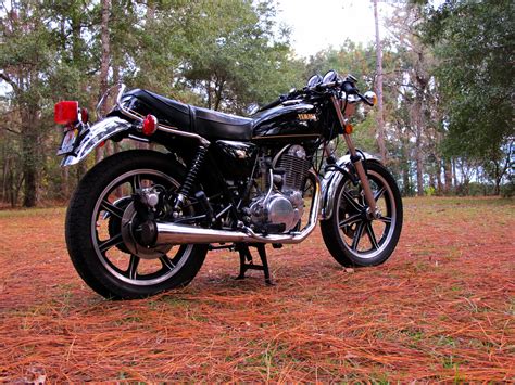 YAMAHA SR500 - Review and photos