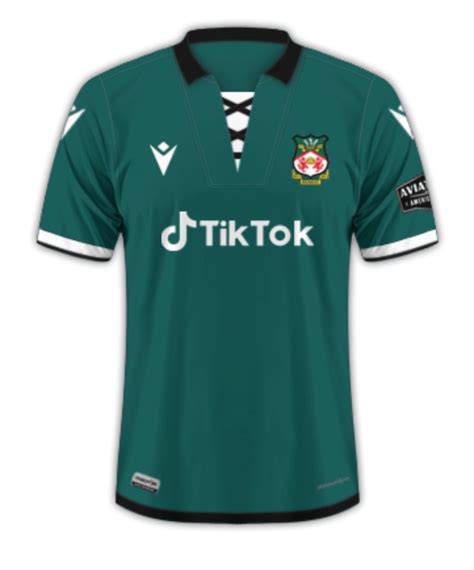 Wrexham 2021-22 Away Kit