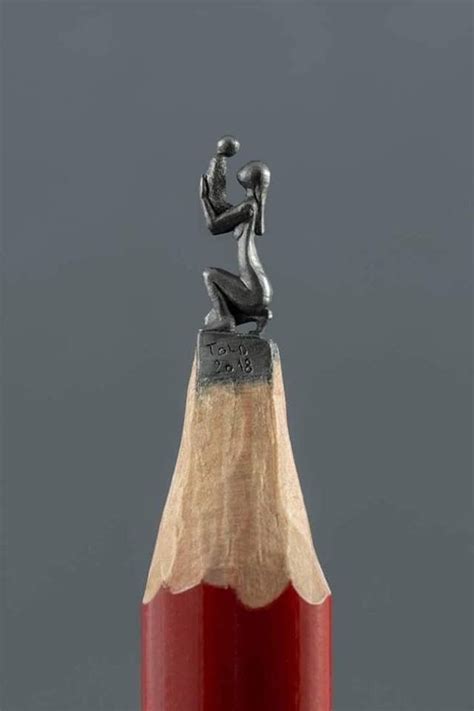 Pencil micro sculpture by Jasenko Đorđević / TOLDart | Pencil carving, Miniature art, Miniature ...