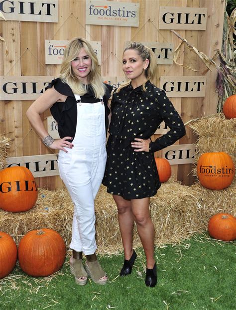 Celebrities-Trands: Sarah Michelle Gellar – Gilt & Foodstirs Celebrate ...