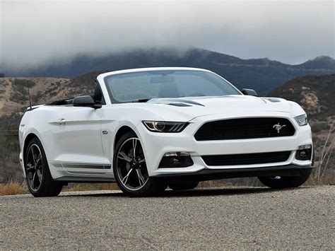 The 2017 Ford Mustang GT Convertible combines beauty with brawn