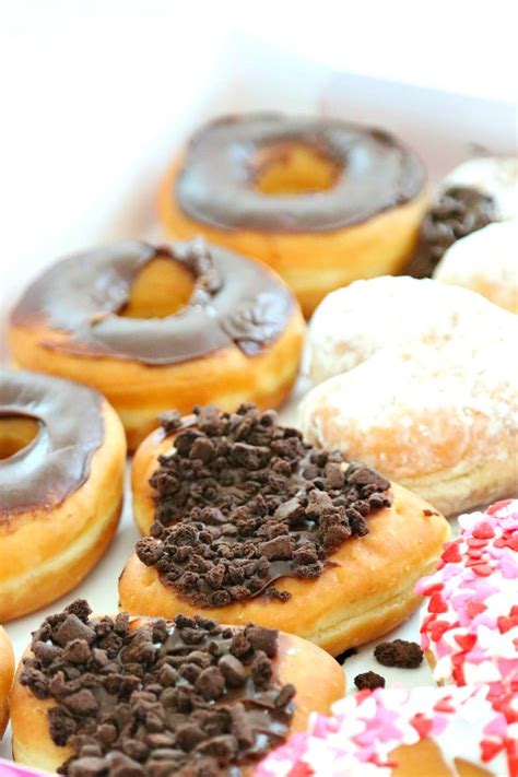 Dunkin' Donuts Valentines Day Flavors Are Here! - MomDot