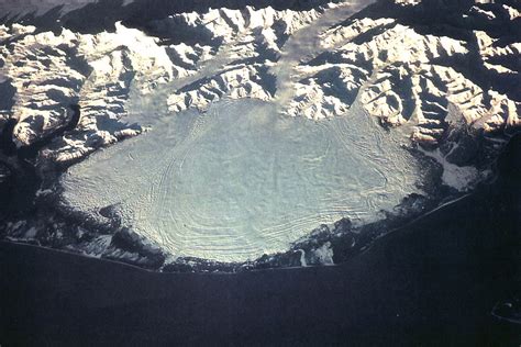 File:Malaspina Glacier from space.jpg - Wikipedia