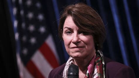 Amy Klobuchar drops out of 2020 presidential race, plans to endorse Joe ...