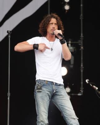 Pic - Chris Cornell Live - 806x1000 Wallpaper - teahub.io