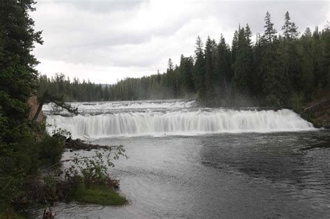 Top 10 Best Waterfalls in Yellowstone & How To Visit Them - World of ...