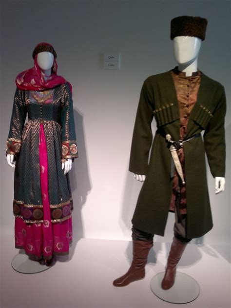 Azerbaijan costume | Azerbaijan clothing, Azerbaijani clothing, Simple ...