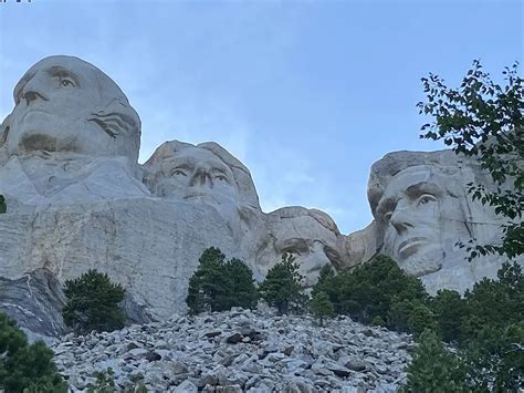 Can You Hike Mount Rushmore? - Hikers Daily