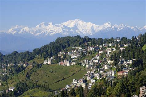 Small Group Tours & Luxury Holidays to Darjeeling | TransIndus