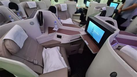 Saudi Airlines Business Class Review 787 Jed / Man