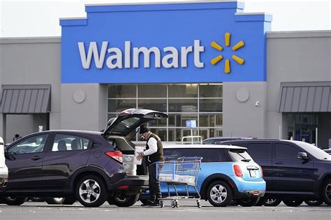 Walmart expands nationwide health care coverage for those employees who want doulas during ...