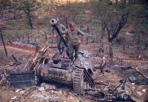 American troops look over German armor destroyed during the drive towards Rome, 1944 | Italian ...