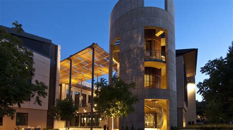 Stanford Law School Details and Photos - Dome Construction