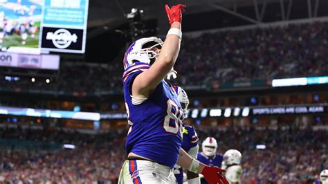 Dolphins vs. Bills score, takeaways: Buffalo caps magical late-season ...