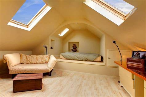 Decorate Attic Bedroom Low Ceilings | Homeminimalisite.com